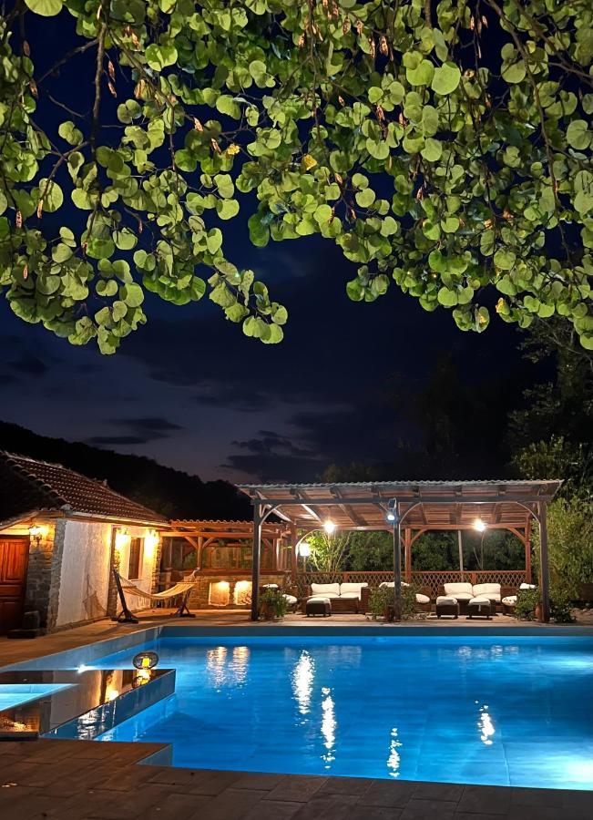 Bourazani Wild Life Resort Konitsa Ngoại thất bức ảnh