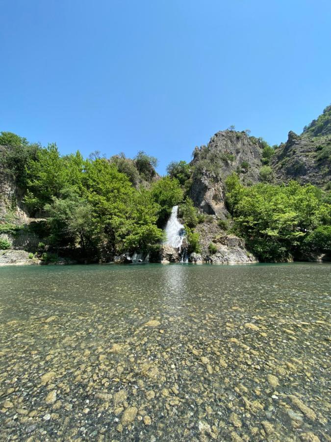 Bourazani Wild Life Resort Konitsa Ngoại thất bức ảnh