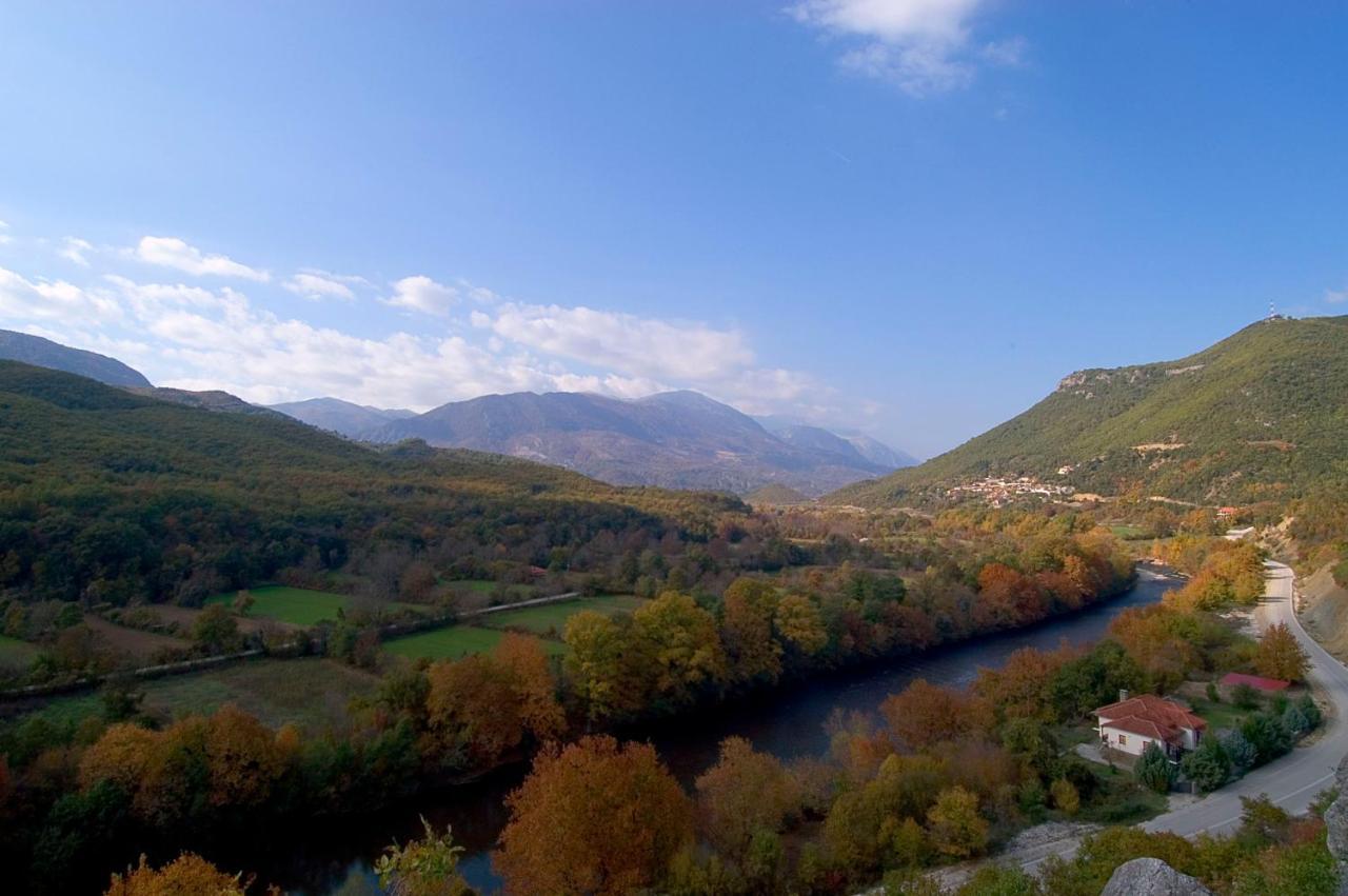 Bourazani Wild Life Resort Konitsa Ngoại thất bức ảnh